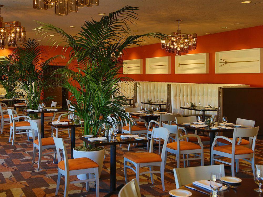 Inn At The Commons Medford Bagian luar foto