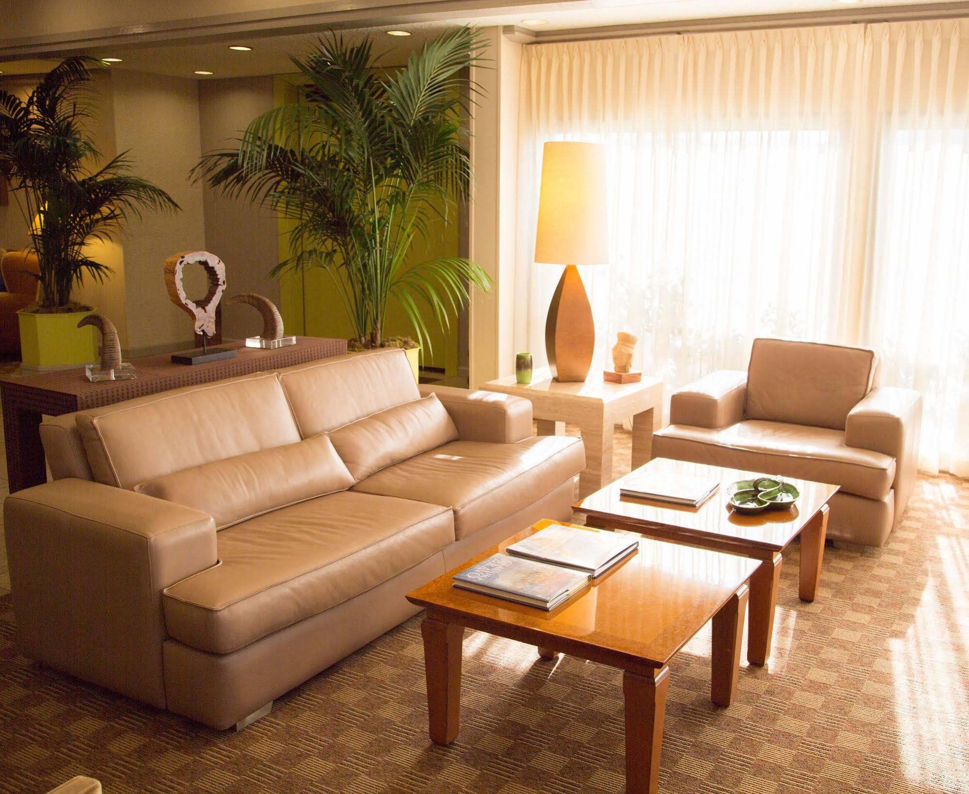 Inn At The Commons Medford Bagian luar foto