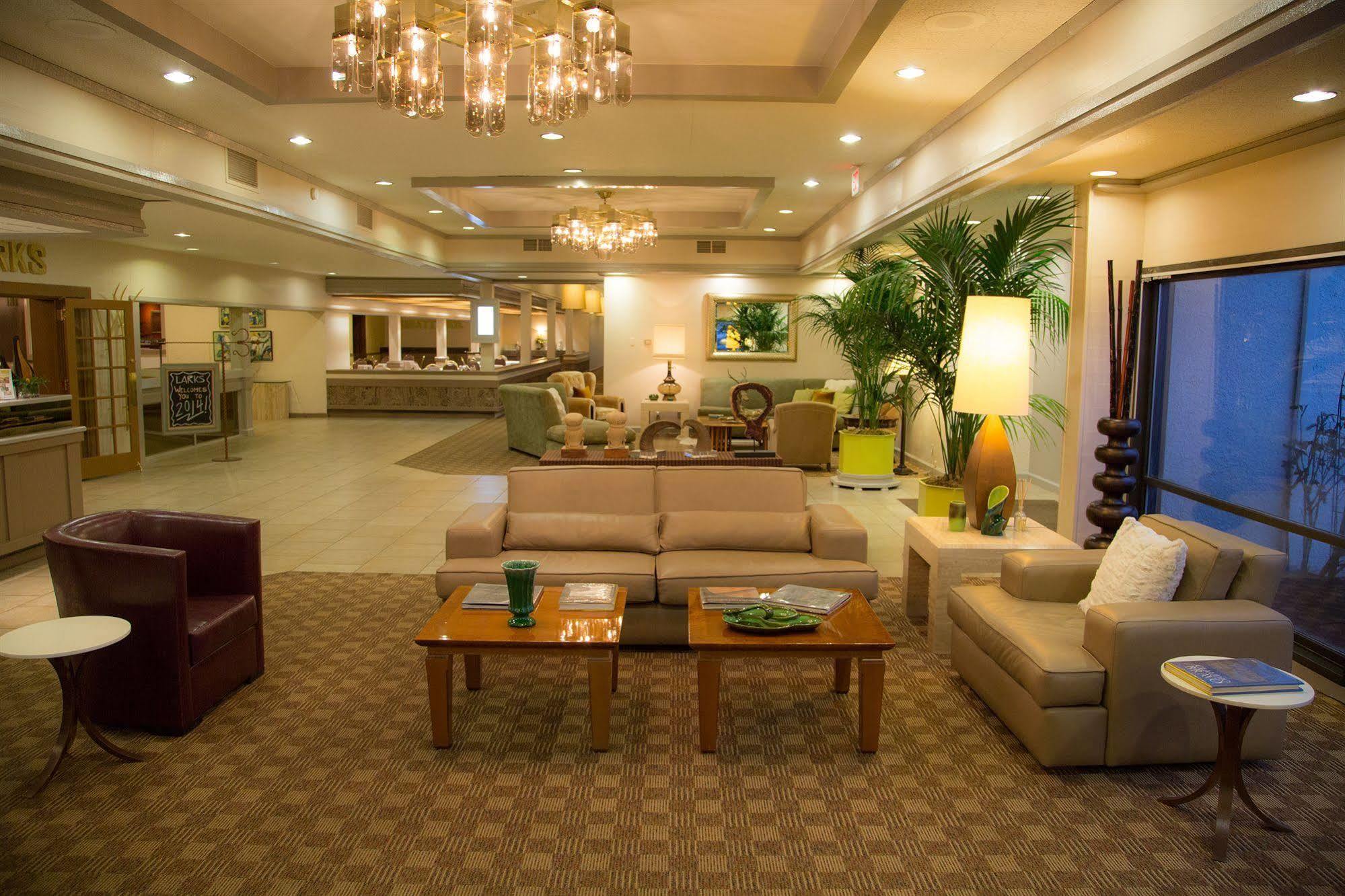 Inn At The Commons Medford Bagian luar foto