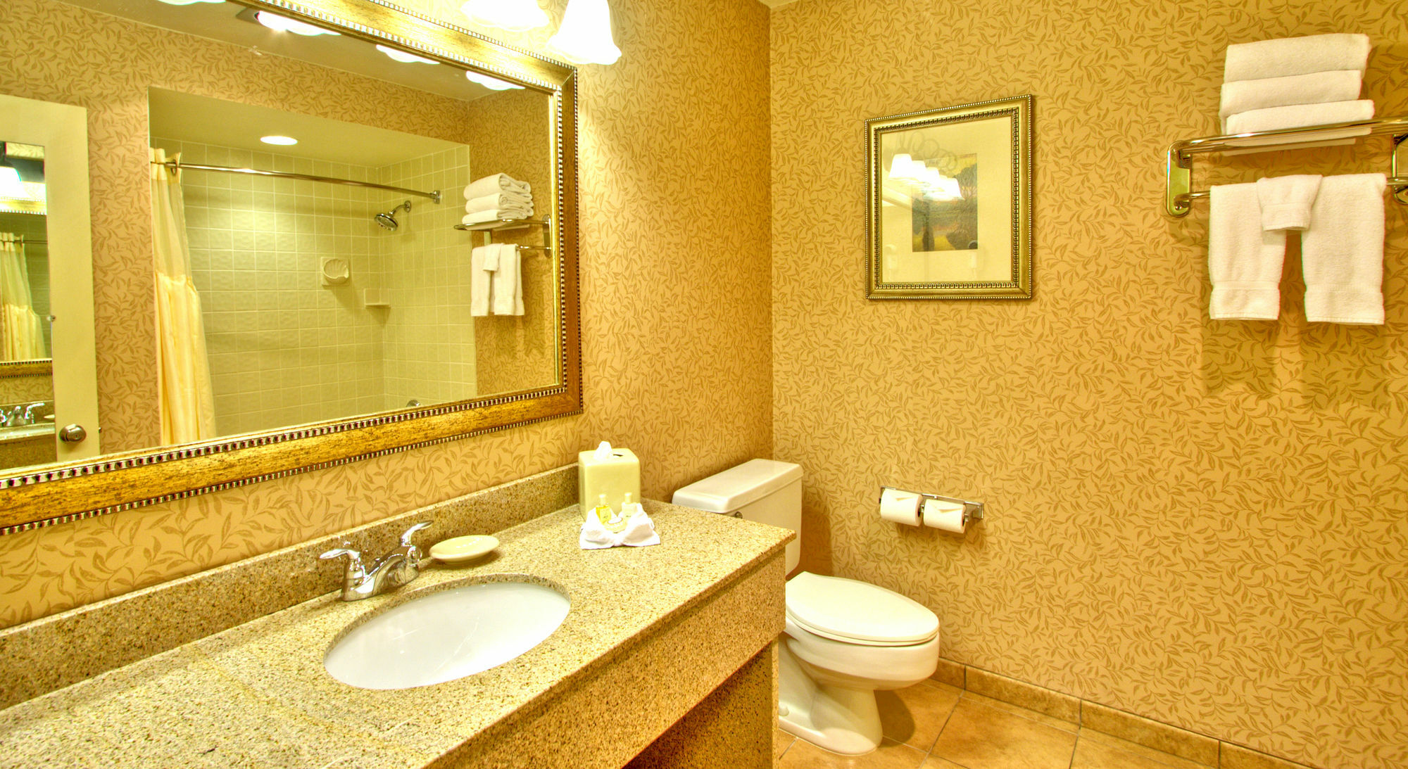 Inn At The Commons Medford Bagian luar foto