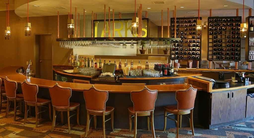 Inn At The Commons Medford Bagian luar foto